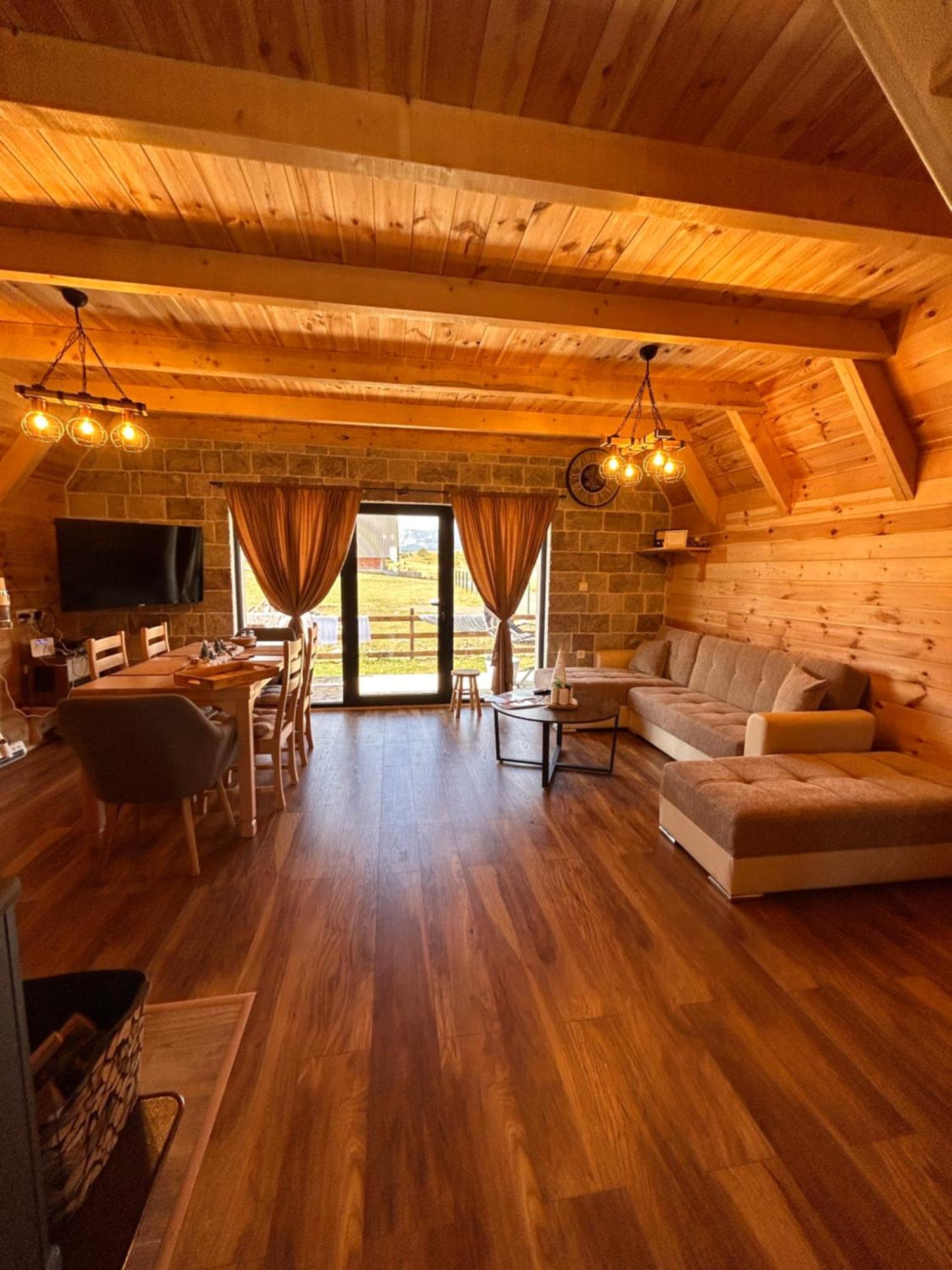 Guest House Max جابلياك المظهر الخارجي الصورة
